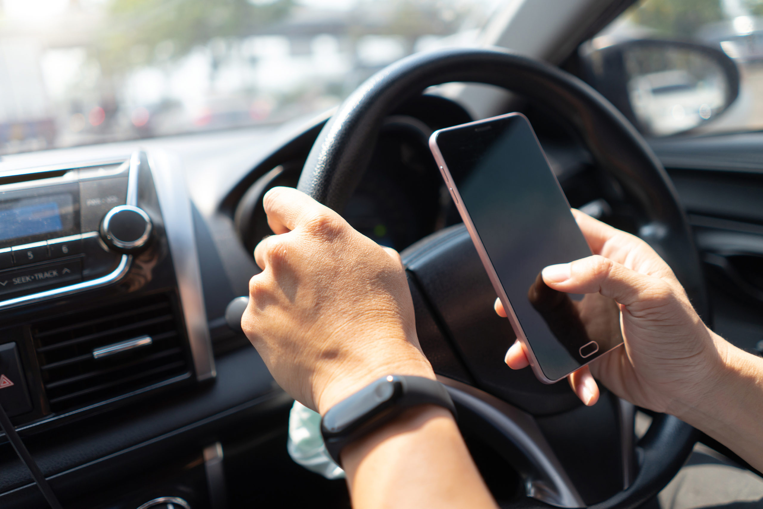 New Virginia Reckless Driving Law Prohibits Handheld Cell Phones